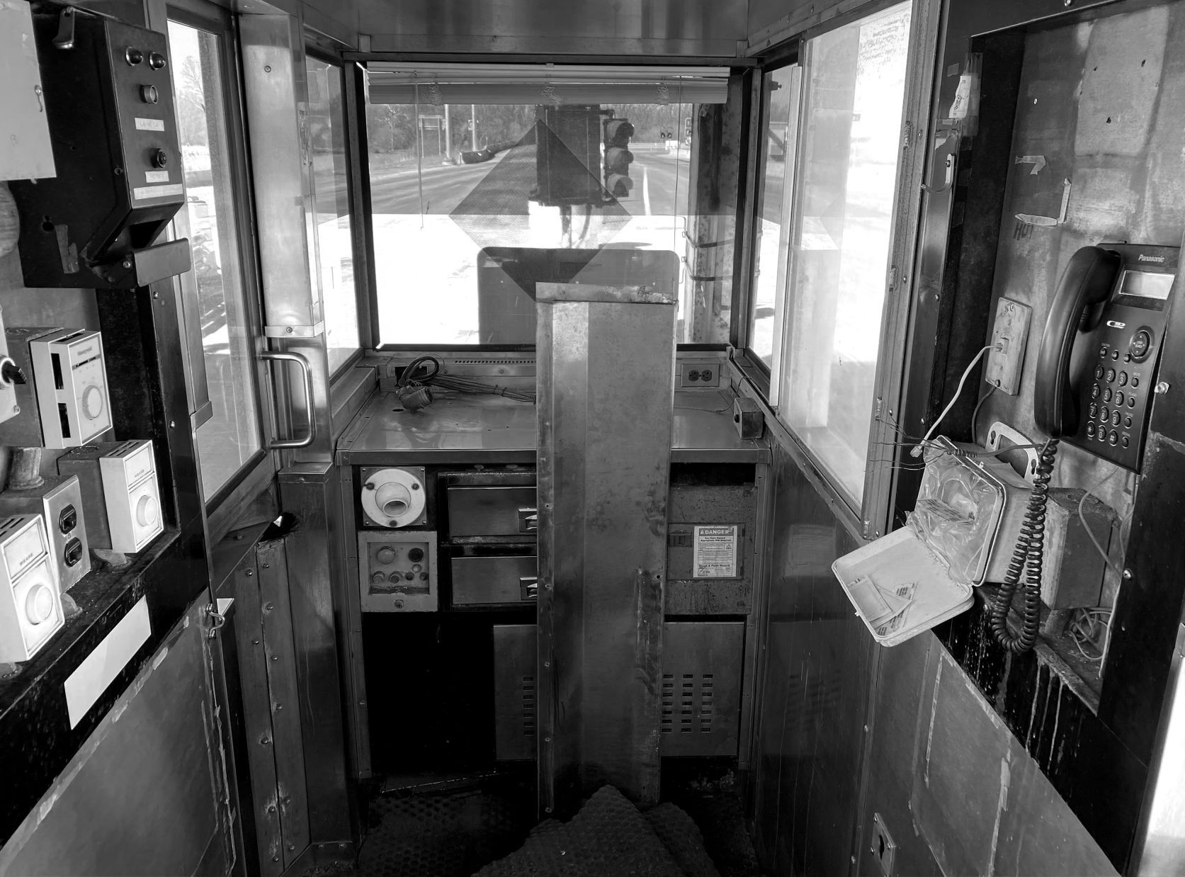 Exit 40 Toll Booth 4.JPG